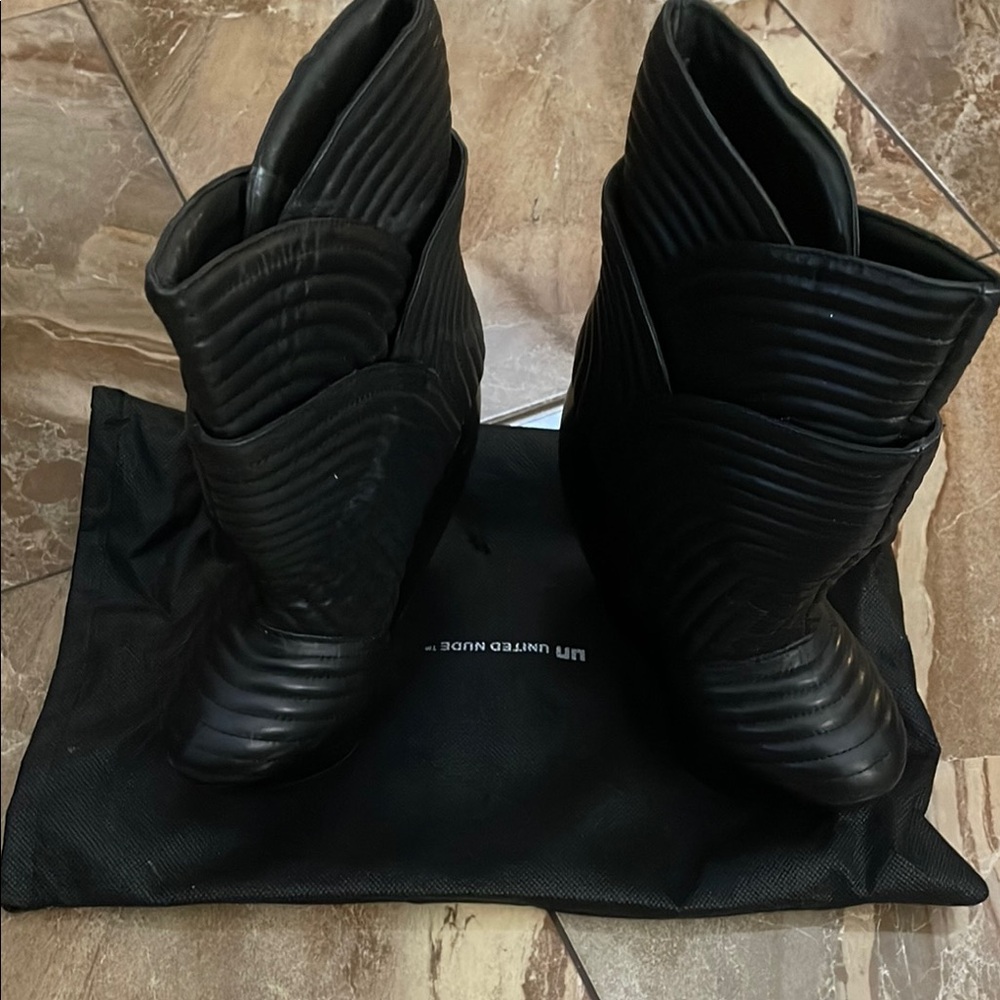 United Nude Black Quilted Winter Boots